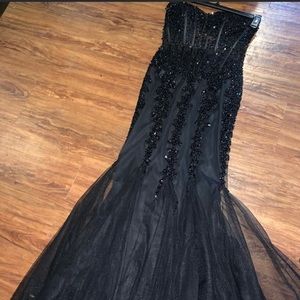 Jovani mermaid style prom dress